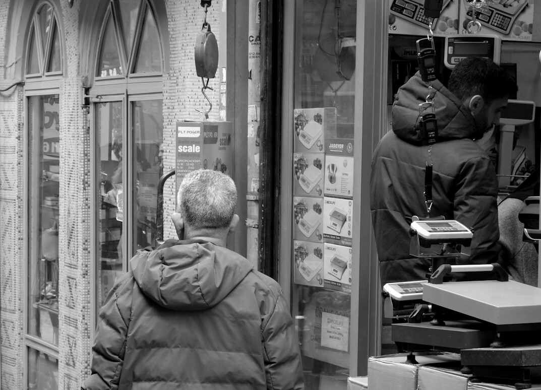 solved case discussion in store